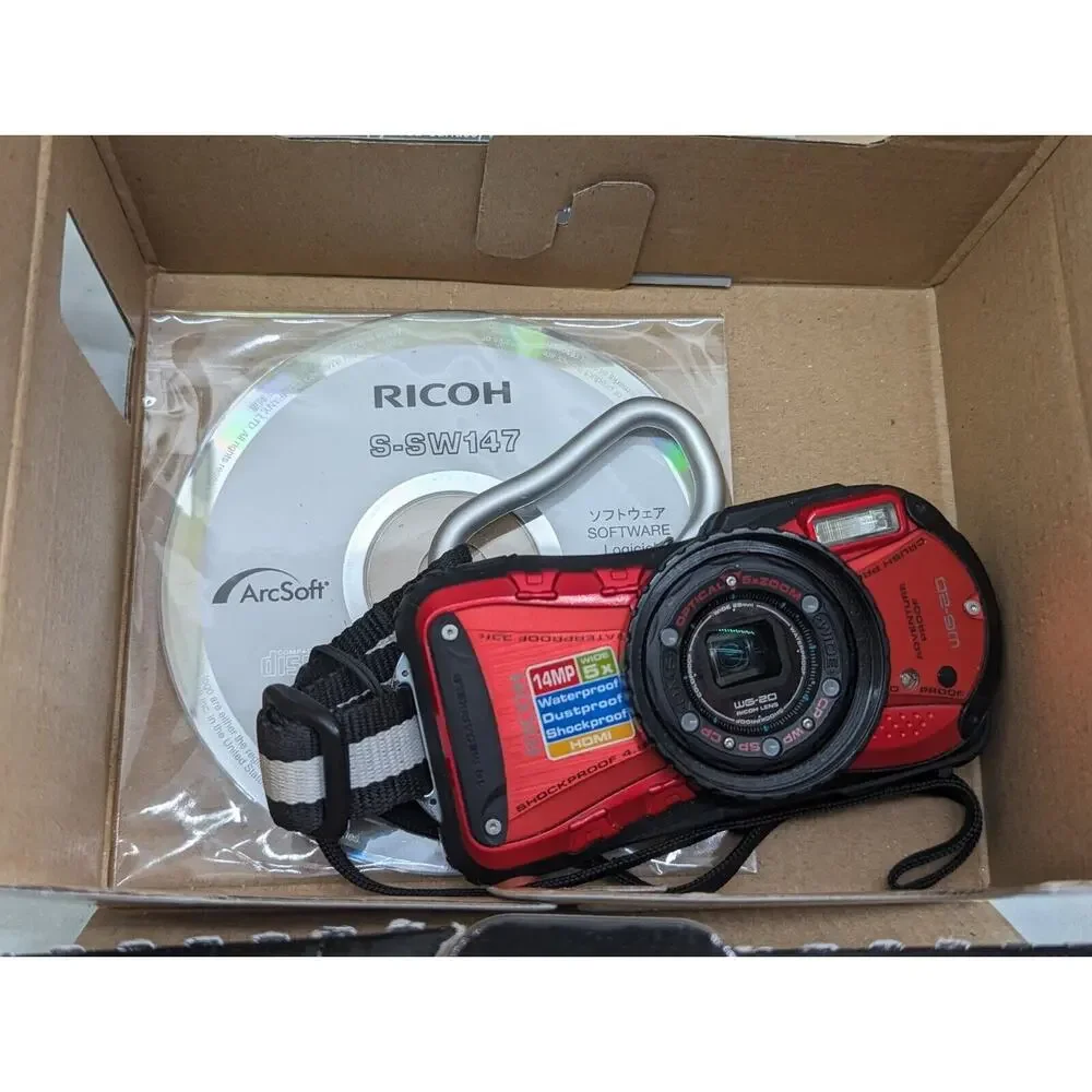 RICOH WG-20 Red 14 Megapixel Waterproof Shockproof Camera Extra Batteries -0424
